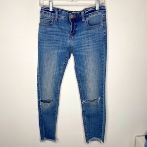 Free People Denim Ankle Frayed Crop Hem Mid Rise Jean Womens Size 26 Pants